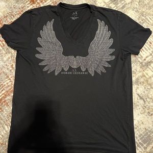 T-shirt for men from Armani Exchange. V neck, Black color, Large size